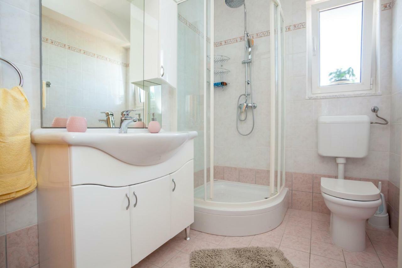 Milohnici Holiday Apartment Ivica מראה חיצוני תמונה