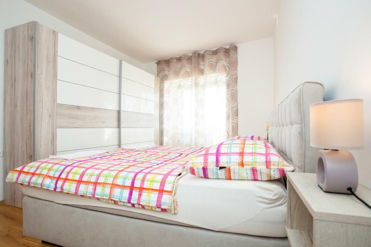 Milohnici Holiday Apartment Ivica מראה חיצוני תמונה
